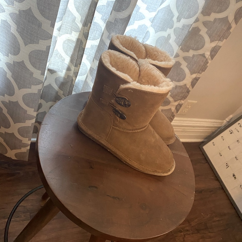 Girls beapaw boots